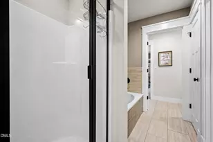 3855 SW Durham Dr, Durham, NC 27707 - Photo 33