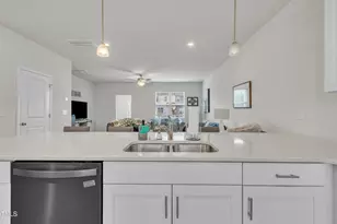 122 Enterprise Dr, Clayton, NC 27520 - Photo 5