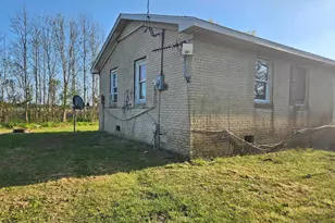 1729 Swamp Rd, Engelhard, NC 27824 - Photo 3