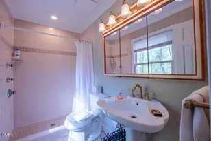 109 Mendel Dr, Chapel Hill, NC 27514 - Photo 19