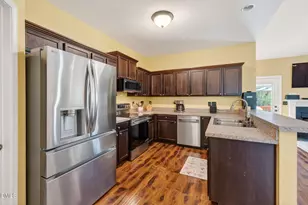 117 Maple Leaf Ct, Lillington, NC 27546 - Photo 13
