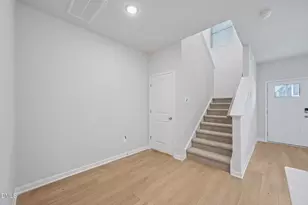 722 Southland Dr, Zebulon, NC 27597 - Photo 9