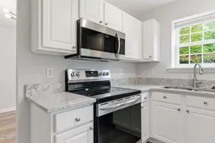 301 Downing Glen Dr, Morrisville, NC 27560 - Photo 21