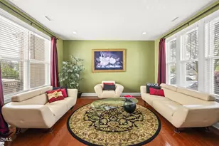 716 Pierside Dr, Cary, NC 27519 - Photo 5