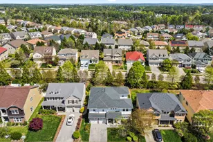 716 Pierside Dr, Cary, NC 27519 - Photo 3