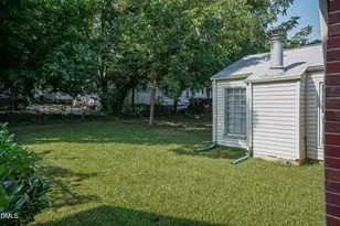 1304 Holloway St, Durham, NC 27701 - Photo 5