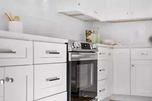 402 Chamberlin Ave, Durham, NC 27704 - Photo 9