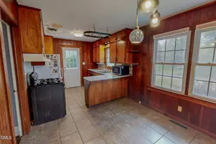 154 Fairview St, Milton, NC 27305 - Photo 3