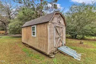 8201 Rhodes Rd, Apex, NC 27539 - Photo 31