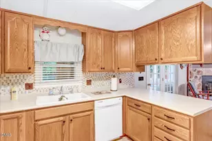 1070 Cedar Cove Rd, Henderson, NC 27537 - Photo 11