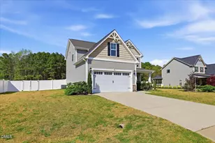 136 Fallingbrook Dr, Kenly, NC 27542 - Photo 3