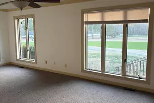 7213 Ridgefield Ct, Sanford, NC 27332 - Photo 3