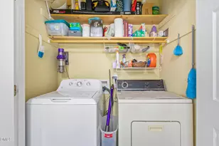 1543 Little John Ln E, Burlington, NC 27217 - Photo 33