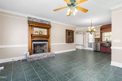 1543 Little John Lane E, Burlington, NC 27217 - Photo 3