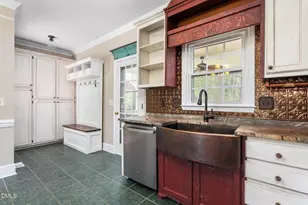 1543 Little John Ln E, Burlington, NC 27217 - Photo 9