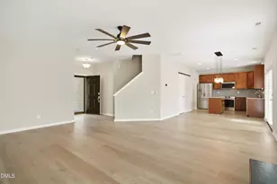 2010 Woodsdale Dr, Durham, NC 27703 - Photo 5