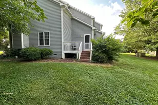 8251 Hempshire Pl, Raleigh, NC 27613 - Photo 5