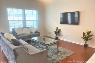 3237 Mistletoe Dr, Charlotte, NC 28273 - Photo 9