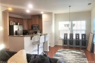 3237 Mistletoe Dr, Charlotte, NC 28273 - Photo 7