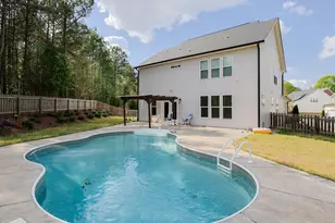 832 Logan Meadow Ct, Fuquay-Varina, NC 27526 - Photo 49