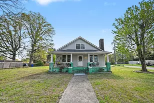 200 N 7th St, Mebane, NC 27302 - Photo 3