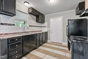 223 Daisy St, Sanford, NC 27330 - Photo 15