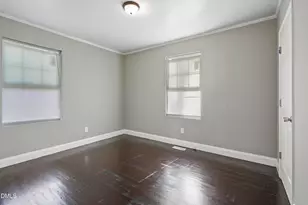 223 Daisy St, Sanford, NC 27330 - Photo 9