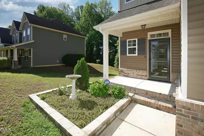 240 E Quailwood Drive, Fuquay Varina, NC 27526 - Photo 5