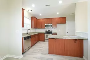 240 E Quailwood Dr, Fuquay Varina, NC 27526 - Photo 11