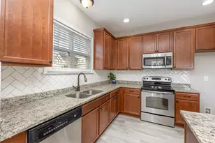 240 E Quailwood Dr, Fuquay-Varina, NC 27526 - Photo 15