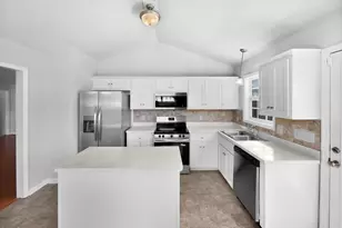 100 Waterford Dr, Angier, NC 27501 - Photo 5