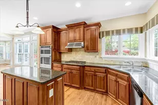 100 Strawthorne Ct, Apex, NC 27502 - Photo 23