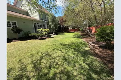 100 Strawthorne Court, Apex, NC 27502 - Photo 3