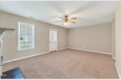 110 Gatwick Court, Clayton, NC 27520 - Photo 9