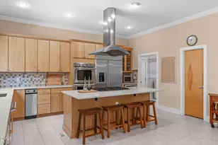 8607 Yorkshire Ln, Chapel Hill, NC 27516 - Photo 19