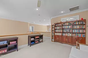 8607 Yorkshire Ln, Chapel Hill, NC 27516 - Photo 43