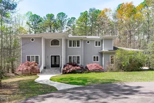 8607 Yorkshire Ln, Chapel Hill, NC 27516 - Photo 3