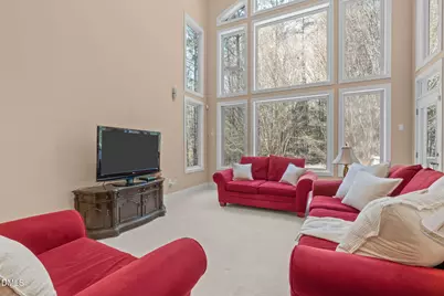 8607 Yorkshire Lane, Chapel Hill, NC 27516 - Photo 17