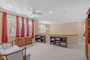 8607 Yorkshire Ln, Chapel Hill, NC 27516 - Photo 41