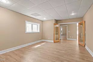 8607 Yorkshire Ln, Chapel Hill, NC 27516 - Photo 57