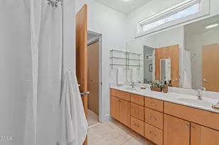 8607 Yorkshire Ln, Chapel Hill, NC 27516 - Photo 39