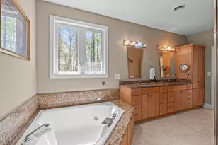 8607 Yorkshire Ln, Chapel Hill, NC 27516 - Photo 31