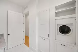 2817 Claremont Rd, Raleigh, NC 27608 - Photo 21