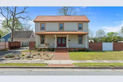 128 E Railroad Street, La Grange, NC 28551 - Photo 3