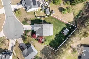 138 Buckeye Ct, Burlington, NC 27215 - Photo 7