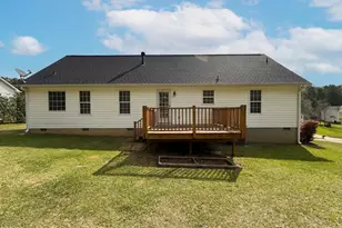 2037 Fairview Ln, Sanford, NC 27330 - Photo 5