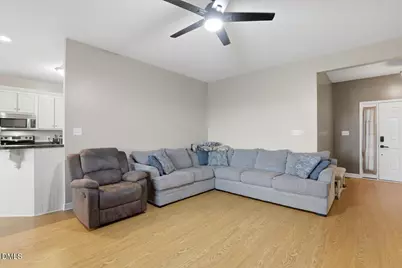 305 Wakefield Drive, Princeton, NC 27569 - Photo 5