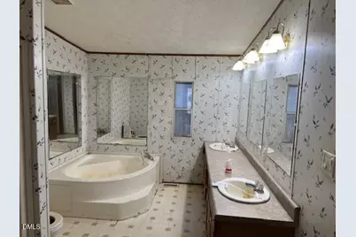 178 Casei Lane, Henderson, NC 27537 - Photo 13