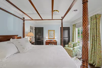 2709 Lochmore Drive, Raleigh, NC 27608 - Photo 33