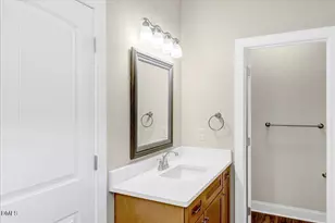 125 Davis St, Louisburg, NC 27549 - Photo 21